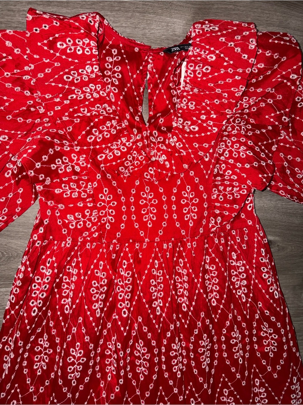 ZARA DRESS WITH CUTWORK EMBROIDERY PUFF SLEEVES MIDI RED - Picture 13 of 15